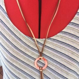 Shell circle and two tone necklace